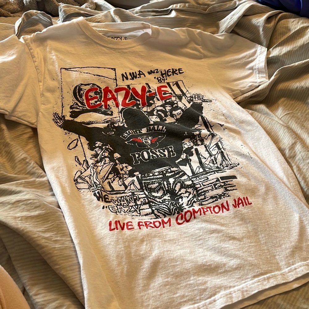 Graphic White T-Shirt